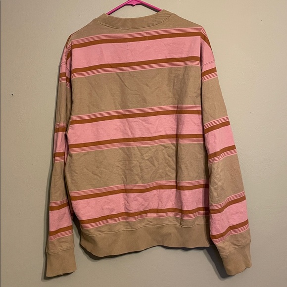 Urban Outfitters Crewneck - Picture 2 of 5